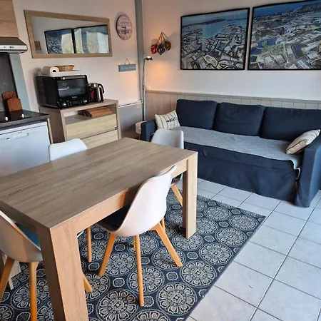 Vue Mer 2 A 4 Personnes *